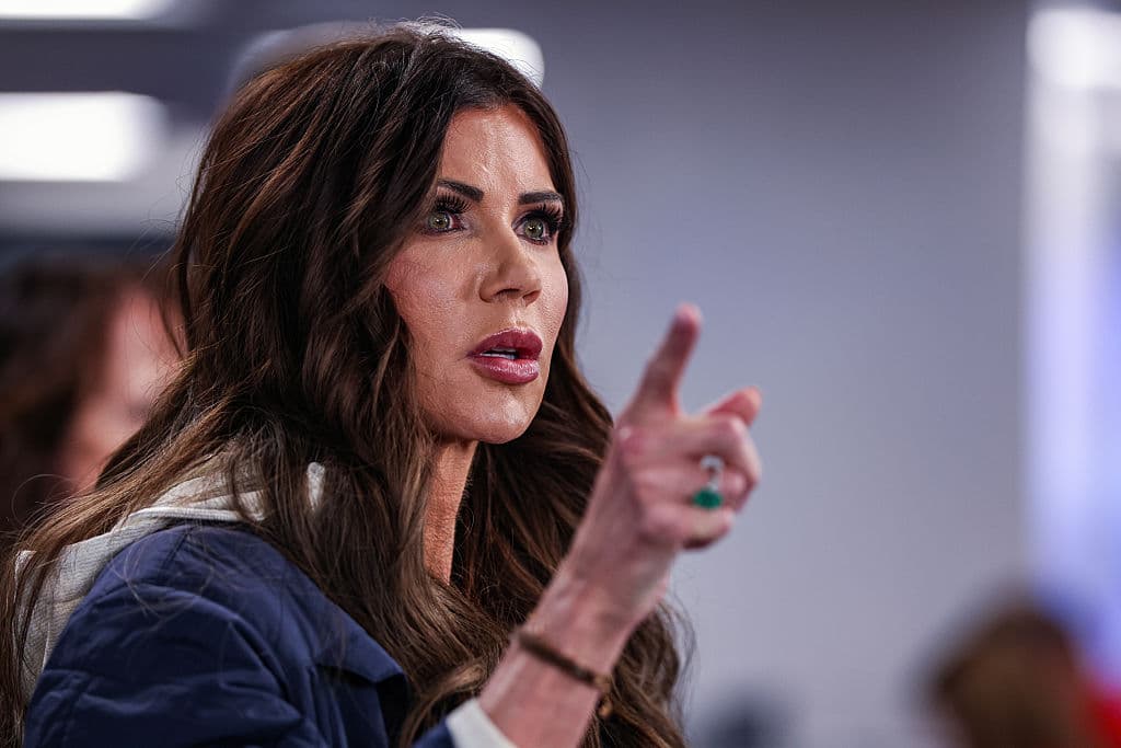 SHOCKING! The specifics within the DIVORCE settlement involving Kristi